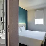 Hotelf1 Creteil Hotel *