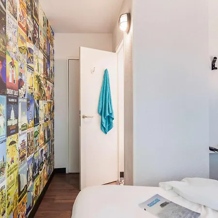 Hotelf1 Creteil *