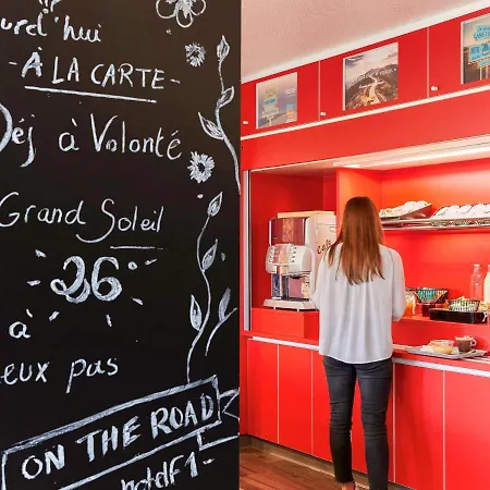Hotelf1 Creteil