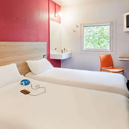 Hotelf1 Creteil Hotel *