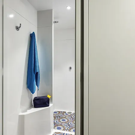 Hotelf1 Créteil Crosne